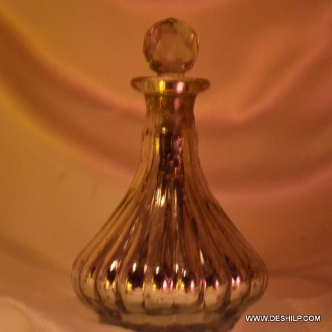Pretty and Ribbed decorative vintage Decanter