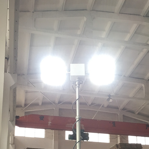 1.8m Vehicle Telescopic Mast Light