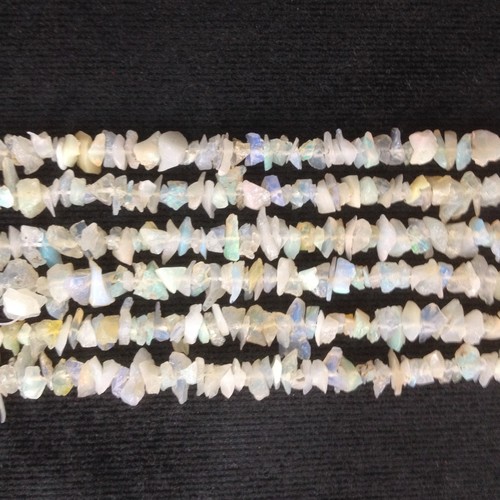 Stone Ethiopian Opal Chips