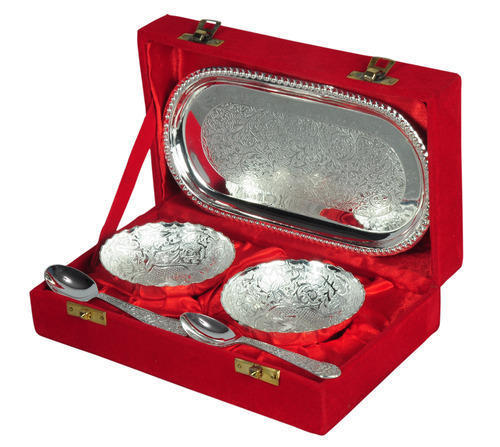 2 Bowl,Spoon With Tray in Wooden Box Gift Set