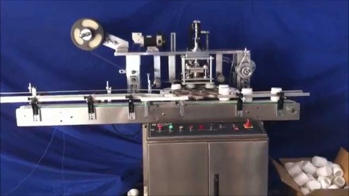 Automatic aluminum foil sealing machine
