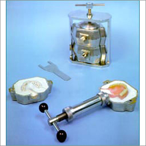 Complete System To Make Dentures By Means Of Injection