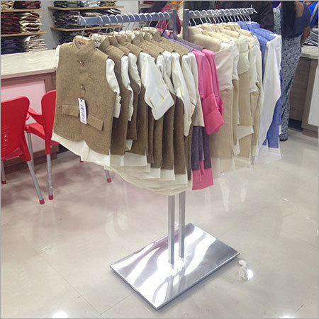 Ss Cloth Display Stand