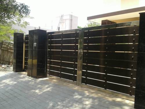 SS Main Gates