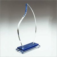 Trophy azul do cristal da flama