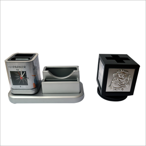 Rotating Clock With Pen Stand