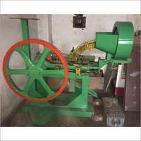 Bolt Head Trimming Machine