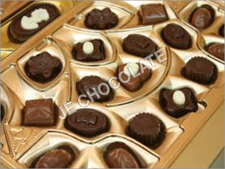 Brown Fruit Flavor Dark Chocolate
