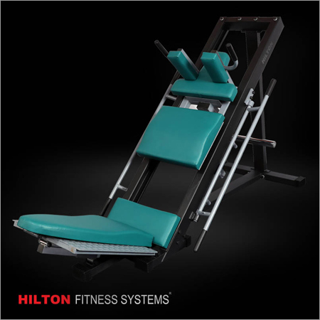 Hack Squat Machine