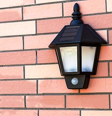 Solar Motion Sensor Gate Light