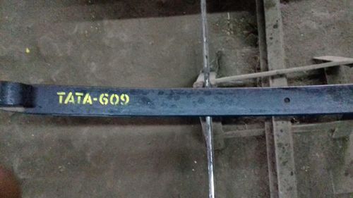 parabolic leaf springs