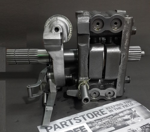 HYD. LIFT PUMP ASSY 21 SPLINE SHAFT MARK III