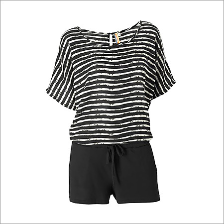 Ladies Off Shoulder Tops Decoration Material: Paint