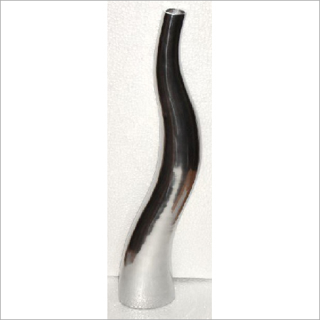 Aluminium Vase Height: 15 - 20 Inch (In)