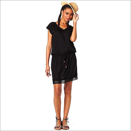 Ladies Black Tunic Dress Decoration Material: Beads