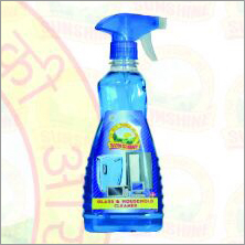 Glass & Household Cleaner - 500ml Plastic Spray Bottle | Easy Cleaning, Fast Action, Floral Scent, Streak-Free Shine, Versatile Use