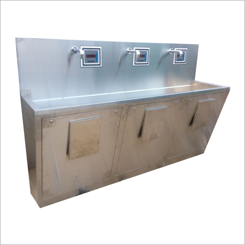 3 Bay Scrub Sinks