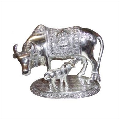 Cow and Calf Statues