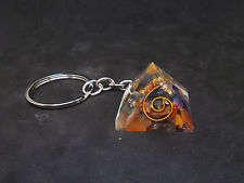 Orgonite Healing Keyring - Resin Metal 2x2x2 Cm Multicolor | Pyramid Shape, Positive Vibes, Stress Relief