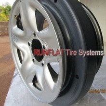 Runflat tire systems for cars