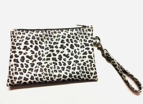 pouch