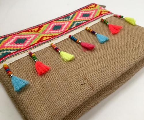Jute tassels clutch bags Jute tassels clutch bags