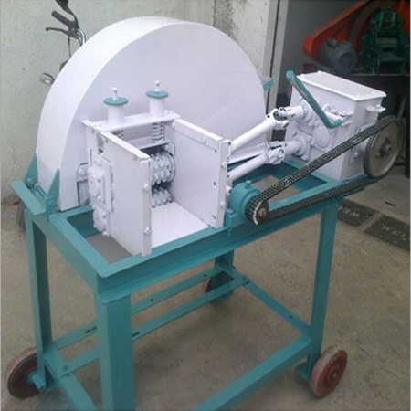 Bullier Type 4 Fan 3hp Motor R-F Chaff Cutter Machine