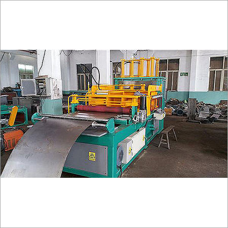 Corrugated tank fin wall forming machine