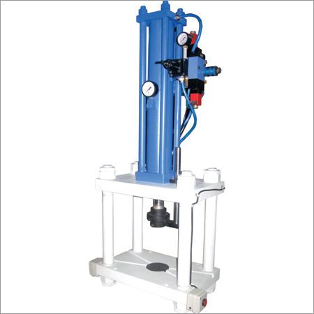 Hydro Pneumatic 4 Column Press