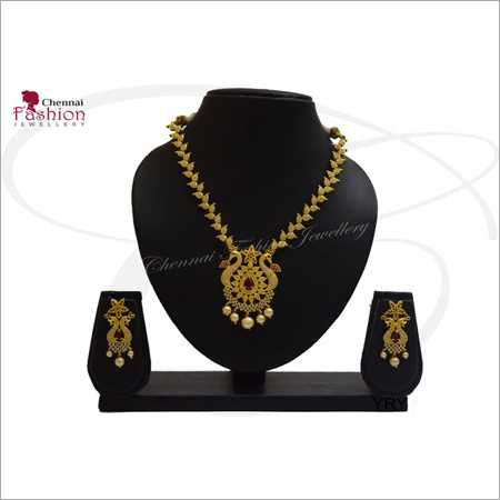 Ladies Traditional Necklace Set
