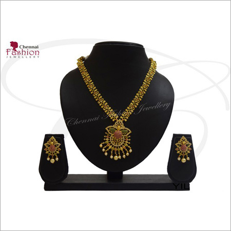 Ladies Artificial Necklace Set