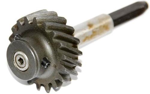 OIL PUMP DRIVE GEAR WITH SHAFT