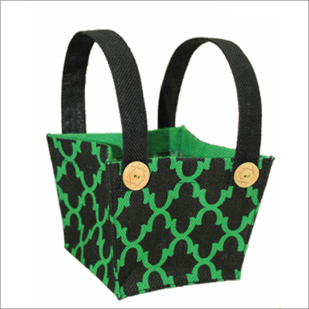 Coloured Jute Bags Size: 15 X 15 X 15 Cm
