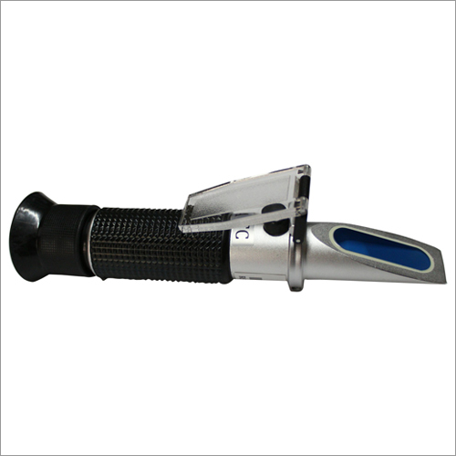 Refractometer