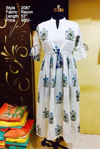 Jaipuri Long Gown Kurti Length: 53 Inch (In)