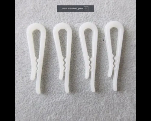 White U Clips - Material: Plastic