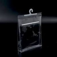 Polypack With Hanger - Plastic, 20-30 Inch | Movable Garment Hanger In Black And Transparent With Versatile Hanging Style