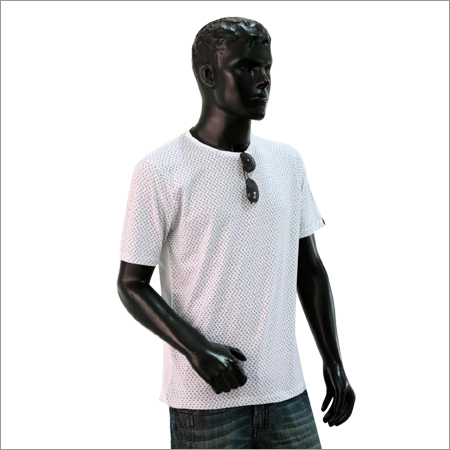 Men Knitted T-Shirts Size: Small