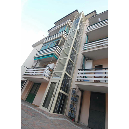 Outdoor Structured Glassed Covering