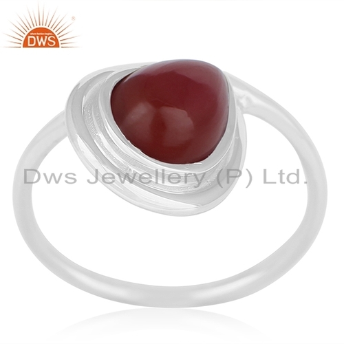 White Rhodium Plated Red Onyx Ring