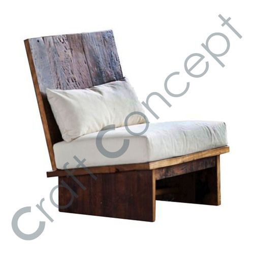 Sheesham Wooden Armchair - Acacia Seat 40cm Height, 59cm Depth | Eco-Friendly, Contemporary Indoors Design, No Assembly Required, Black Metal Frame