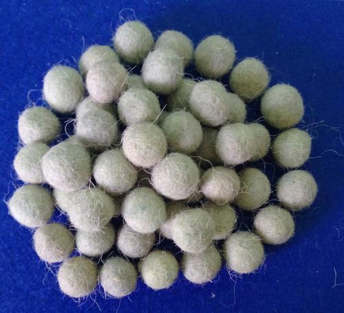 FELT BALLS