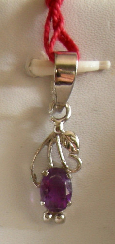 Designer Amethyst Pendant - Sterling Silver 15-20 mm Purple Oval | Lightweight Eye-Catching Classic Look