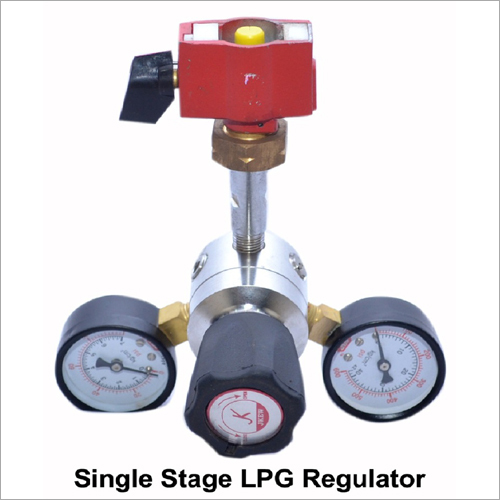Single Stage LPG Regulator - Brass and Steel, 150x100x80 mm, 1/2 Inch NPT | Precise Control, Accurate Gauges, Reliable Performance