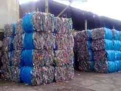 Pet bottle scrap
