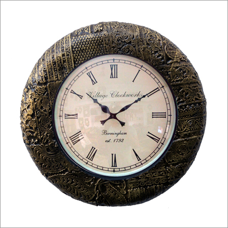 Decorative Round Clock Application: Good Looking