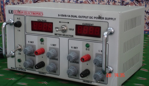 0-15V/1A dual output DC power supply