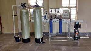 500 LPH Industrial Semi auto Semi SS Plant