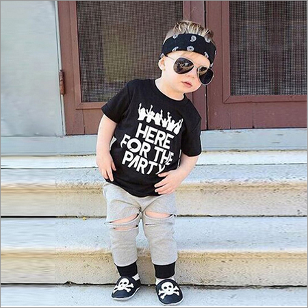 Here For The Party Print Black T-Shirt And Pants Set