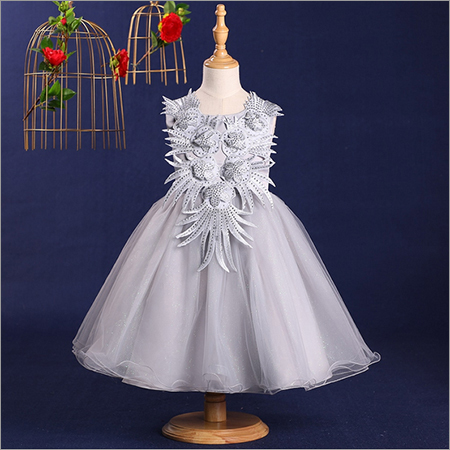 Stylish Gray Applique Dress